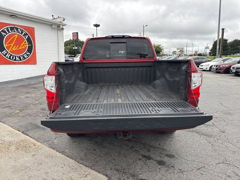 Used 2019 Nissan Titan PRO-4X image 41
