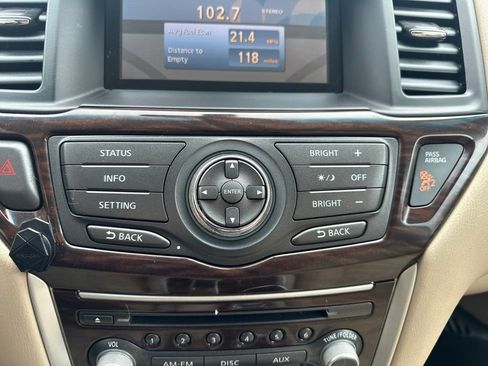 Used 2013 Nissan Pathfinder SL w/ Trailer Tow Pkg AWD/4WD image 4