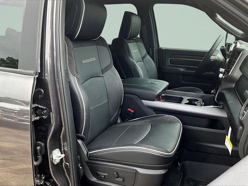 New 2025 RAM 2500 Laramie image 8