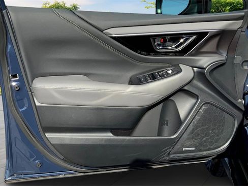 Certified 2025 Subaru Outback Onyx Edition image 20