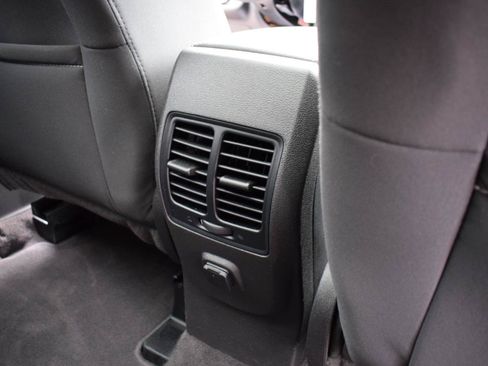Used 2018 Ford Escape SE FWD image 29