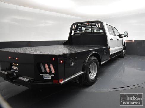 Used 2023 Ford F350 XL image 48