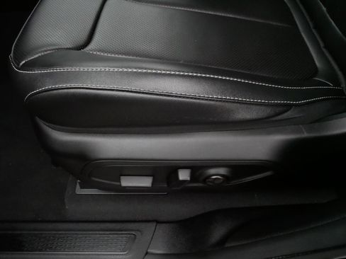 Used 2023 Jeep Grand Cherokee Limited w/ Luxury Tech Group II AWD/4WD image 20