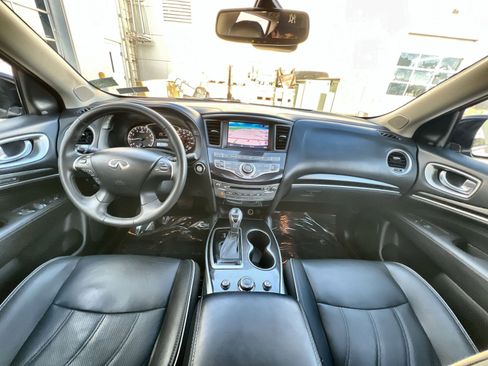 Used 2019 INFINITI QX60 Luxe w/ Essential Package image 23