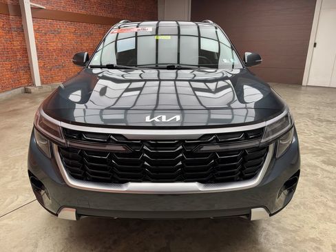 Used 2024 Kia Seltos S AWD/4WD image 8