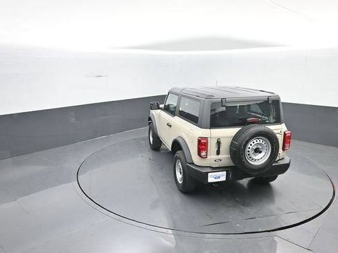 New 2026 Ford Bronco 2-Door AWD/4WD image 22