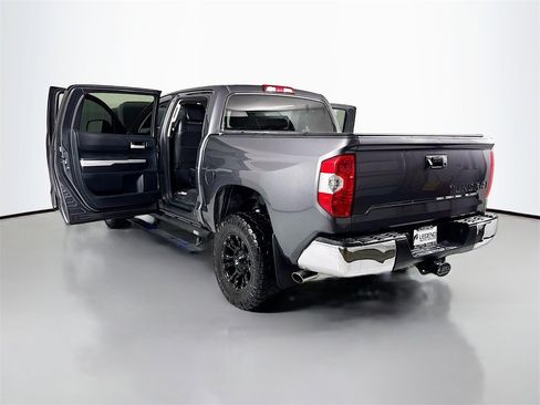Used 2017 Toyota Tundra SR5 image 25