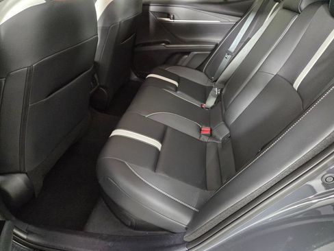 Used 2025 Toyota Camry SE w/ Convenience Package FWD image 24