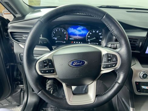 Used 2021 Ford Explorer XLT w/ Equipment Group 202A image 15