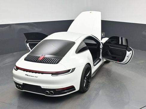 Used 2020 Porsche 911 Carrera 4S AWD/4WD image 29