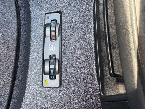 Used 2011 Lexus ES 350 image 25