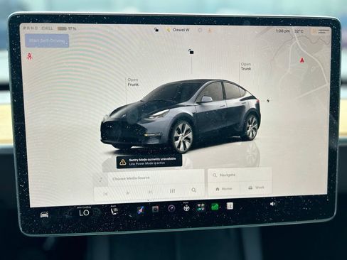 Used 2023 Tesla Model Y Long Range AWD/4WD image 11