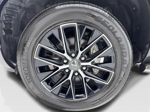 Used 2024 Lexus GX 550 image 55