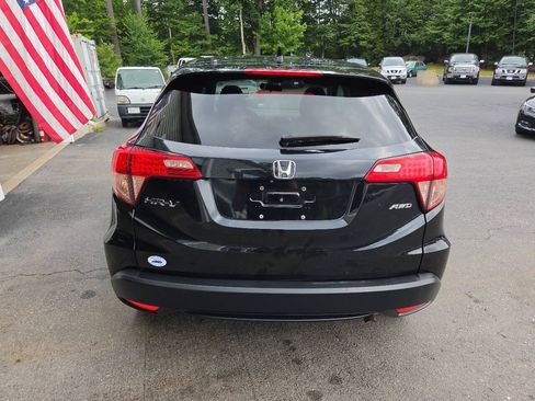 Used 2017 Honda HR-V EX image 6
