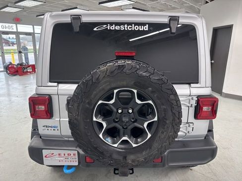 Used 2023 Jeep Wrangler Unlimited Rubicon 4xe w/ Cold Weather Group AWD/4WD image 9