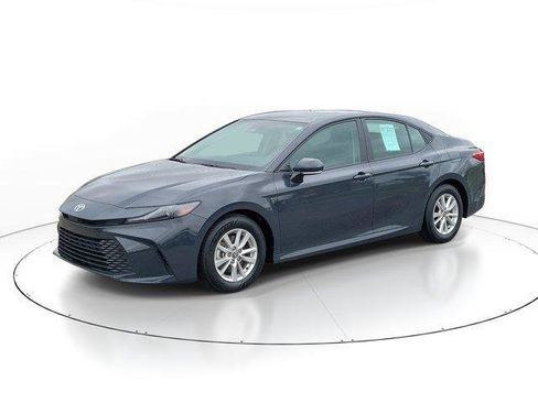Used 2025 Toyota Camry LE FWD image 2