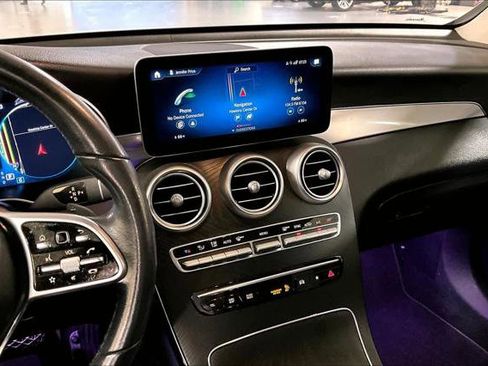 Used 2021 Mercedes-Benz GLC 300 image 8