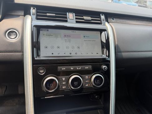 Used 2017 Land Rover Discovery HSE Luxury AWD/4WD image 28