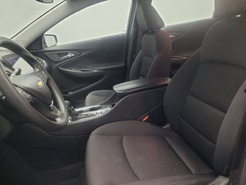 Used 2025 Chevrolet Malibu LT FWD image 17