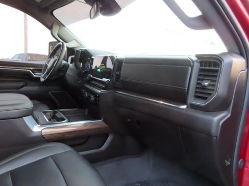 Used 2024 Chevrolet Silverado 2500 LT AWD/4WD image 54