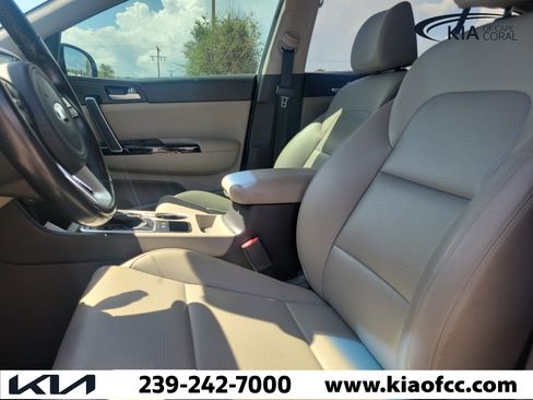 Used 2020 Kia Sportage EX FWD image 21