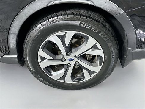 Used 2020 Subaru Outback Limited w/ Popular Package #2 image 33