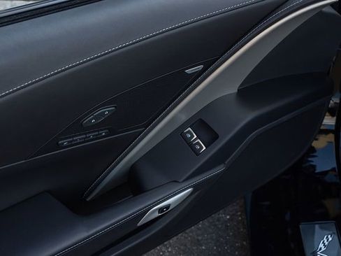 Used 2016 Chevrolet Corvette Z06 w/ 3LZ Preferred Equipment Group image 13