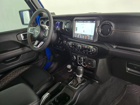 Used 2023 Jeep Wrangler Unlimited Sahara AWD/4WD image 42