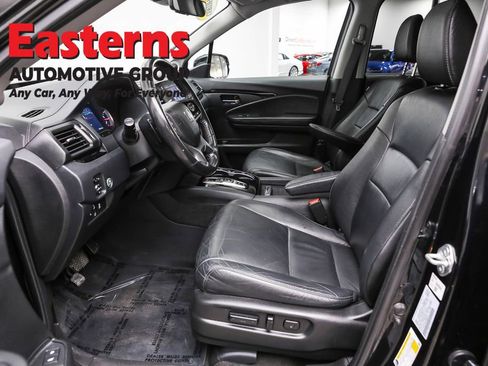 Used 2021 Honda Pilot Touring image 14