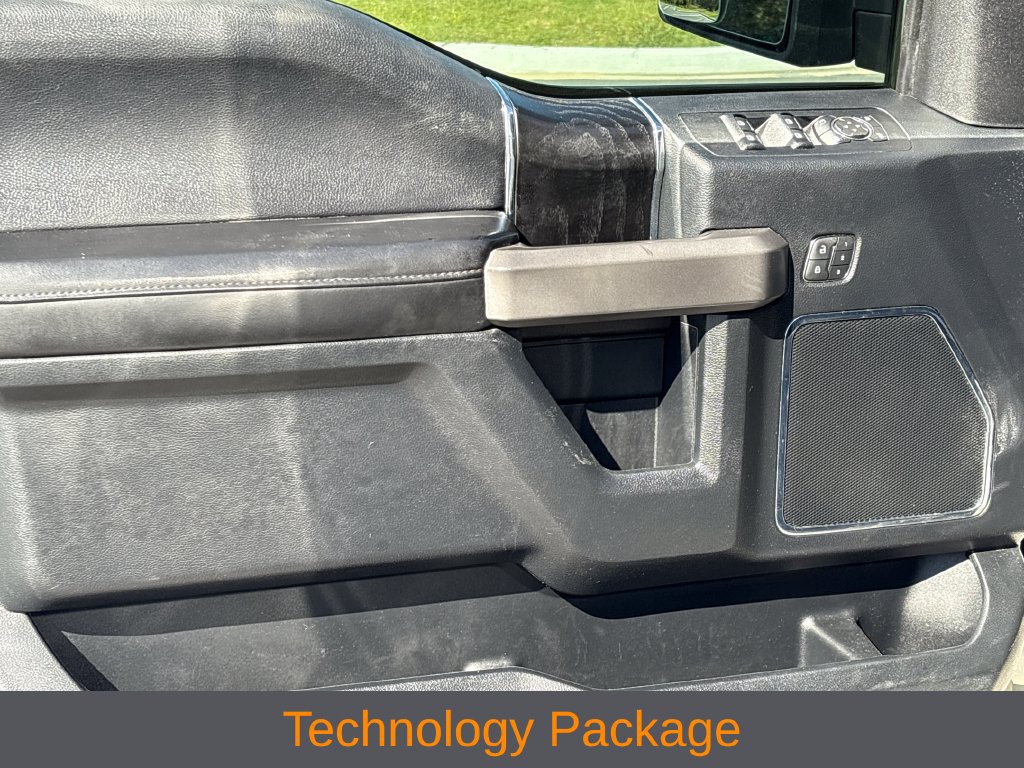 Used 2020 Ford F150 Platinum w/ Equipment Group 701A Luxury AWD/4WD image 4