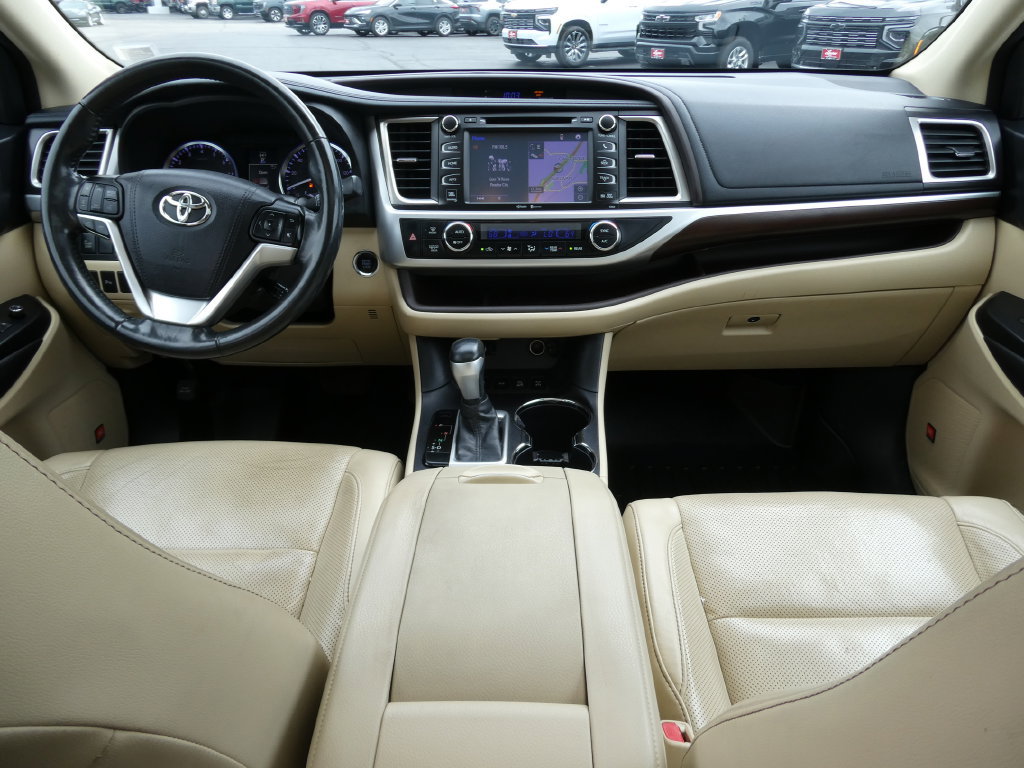 Used 2015 Toyota Highlander Limited AWD/4WD image 23