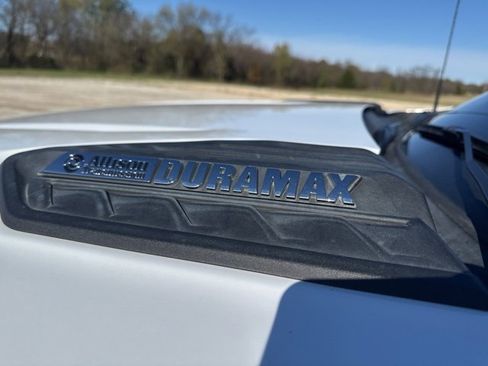 Used 2023 Chevrolet Silverado 2500 High Country image 10