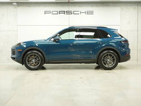 New 2026 Porsche Cayenne AWD/4WD image 2