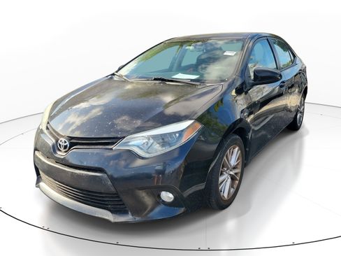 Used 2014 Toyota Corolla LE FWD image 3