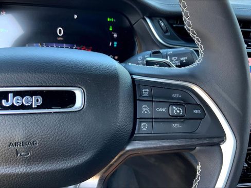 Used 2024 Jeep Grand Cherokee Limited 4xe w/ Luxury Tech Group II image 41