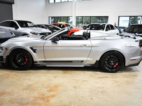 Used 2022 Ford Mustang GT Premium w/ GT Performance Package RWD image 4