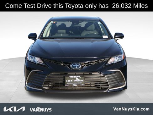 Used 2023 Toyota Camry LE image 8
