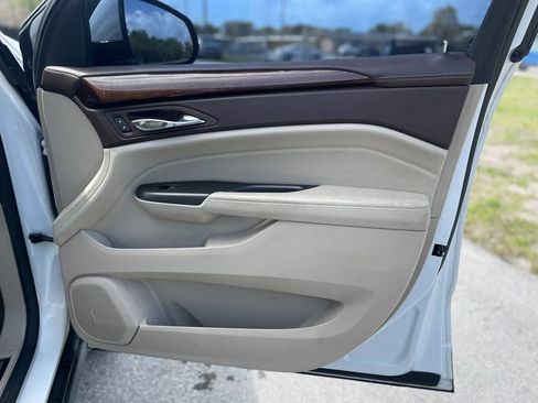 Used 2012 Cadillac SRX Luxury FWD image 30