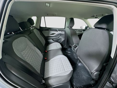 Certified 2025 Volkswagen Tiguan S FWD image 19