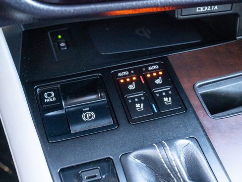 Used 2022 Lexus RX 450h AWD w/ Premium Package image 29