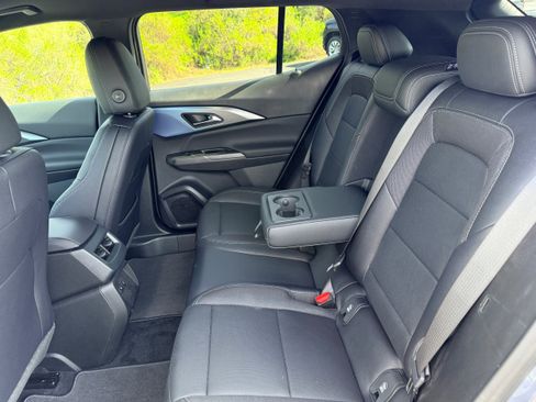 New 2026 Chevrolet Equinox EV LT w/ Convenience Package II image 9