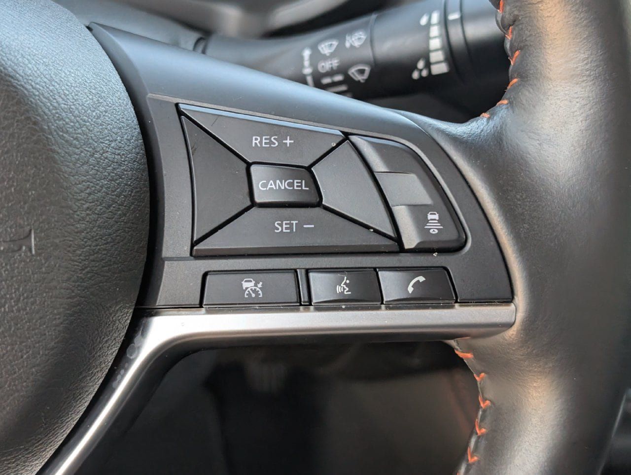 Certified 2025 Nissan Sentra SR w/ SR Premium Package FWD image 22