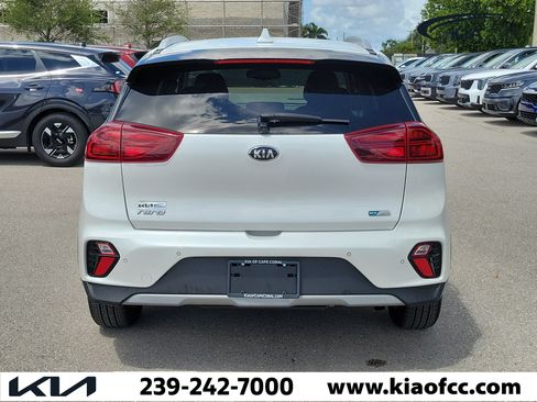 Used 2021 Kia Niro EX Premium FWD image 5