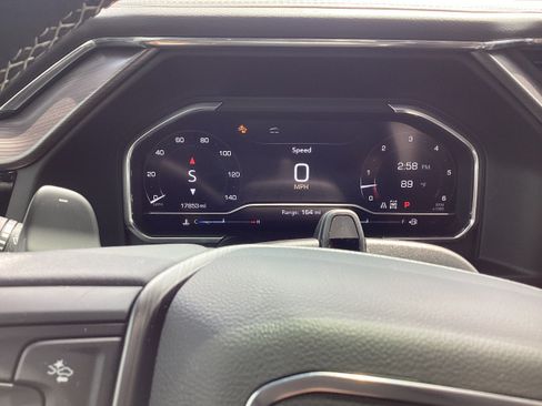 Used 2025 GMC Sierra 1500 Denali Ultimate AWD/4WD image 17