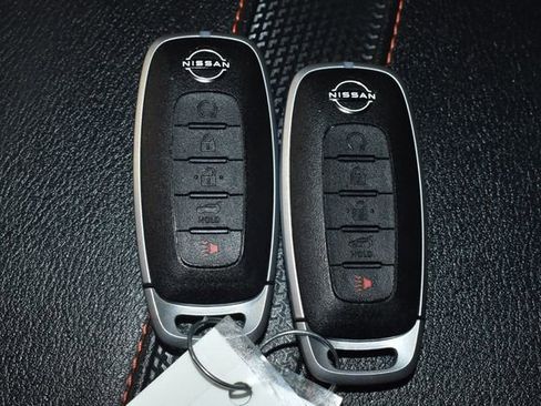 Used 2025 Nissan Armada PRO-4X image 23