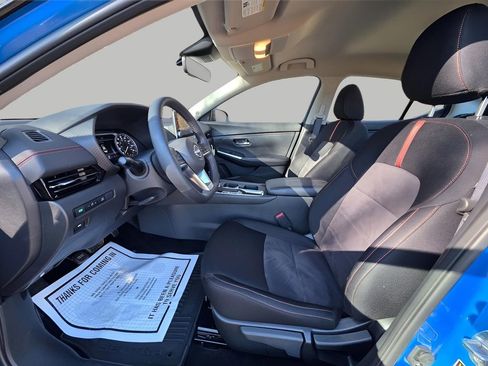 Used 2025 Nissan Sentra SR w/ Trunk Package image 18