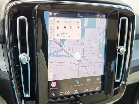 New 2026 Volvo XC40 B5 Plus w/ Protection Package Premier image 20