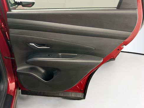 Used 2025 Hyundai Tucson SEL AWD/4WD image 31