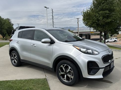 Used 2020 Kia Sportage LX FWD image 7