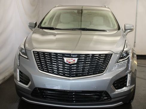 Certified 2024 Cadillac XT5 Premium Luxury AWD/4WD image 3